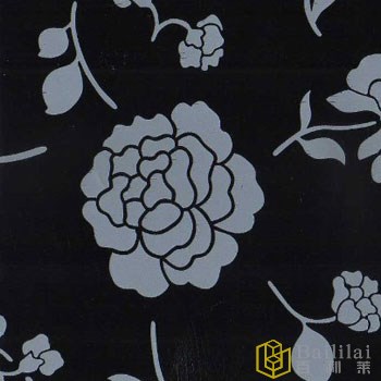 黑底富貴花